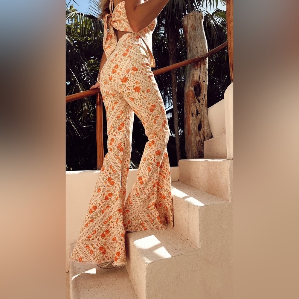 Show Me Your MuMu Floral Bohemian Wide-Leg Pants Stretch Waist Size Small - Picture 3 of 9